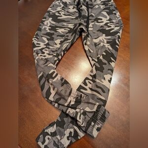 Camouflage gray pants, almost new, used once